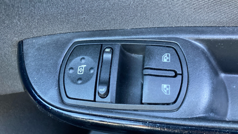 Vauxhall Corsa 1.4 Energy 5dr [AC] Auto Petrol Hatchback